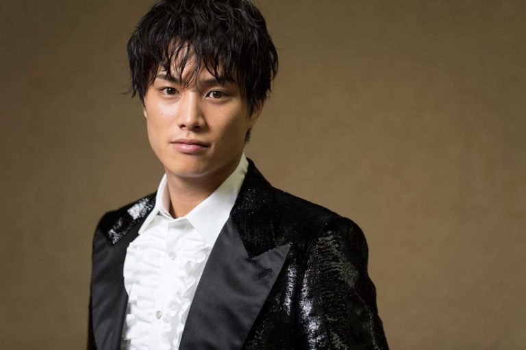 鈴木伸之がドラマ「あなたのことはそれほど」で新境地！人気が止まらない！ 斜め上からこんにちは（芸能人、有名人の